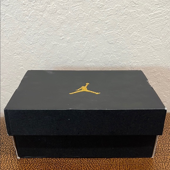 Brand New Nike Jordan1 Blue & Gold High-Top Dubs Baby Sneakers with original box - Picture 13 of 13